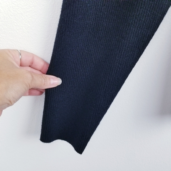 Catherine Malandrino Black Ribbed Scoopneck Top NWT size Medium - Picture 6 of 10